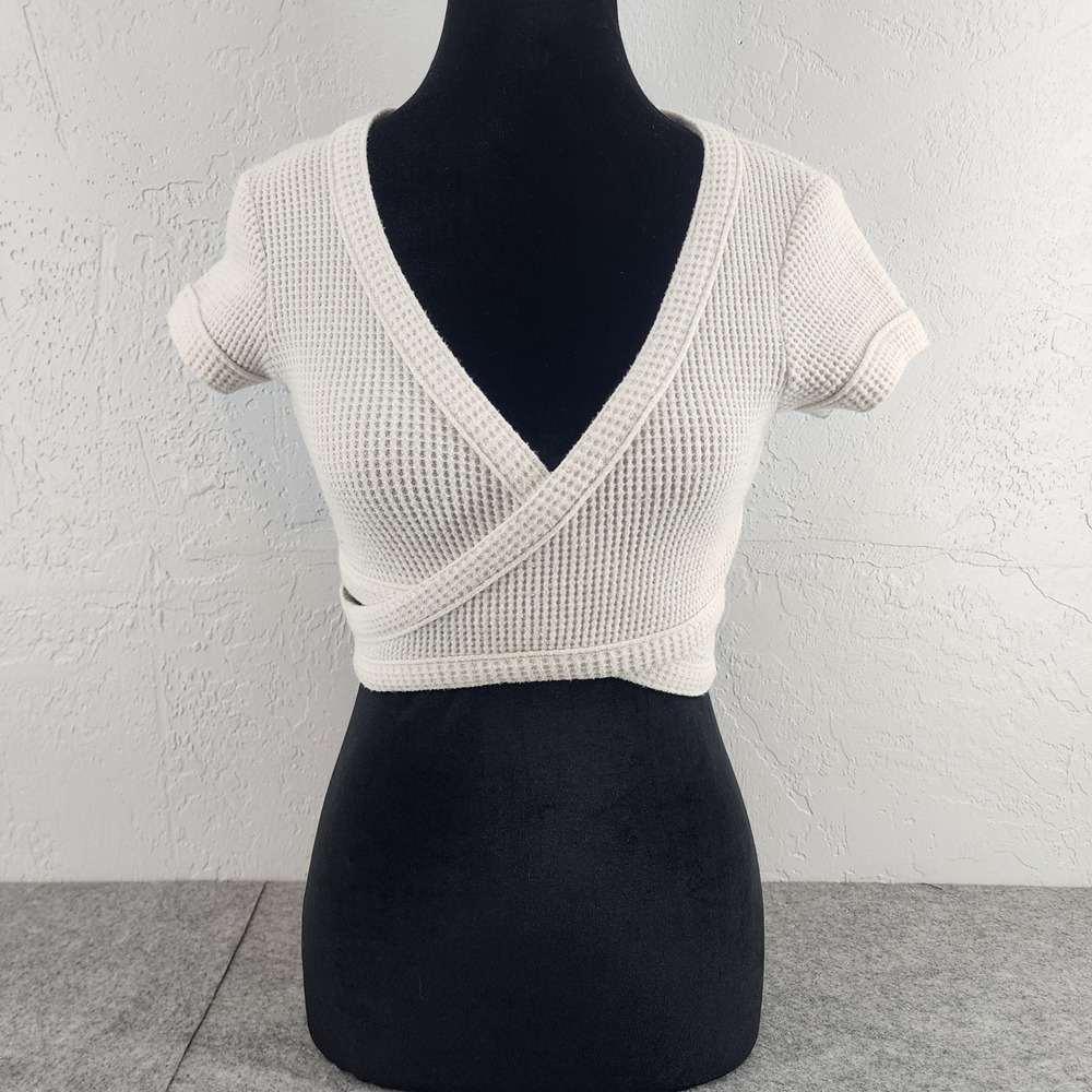 Urban Outfitters Cream Waffle Knit Surplice Wrap Cropped Short Sleeve Top S